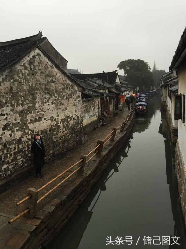 《偷偷藏不住》火爆，是否在无意间鼓励“畸形恋”？游戏画面