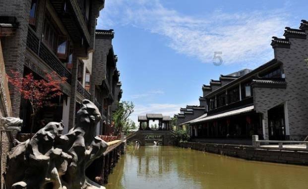 《偷偷藏不住》火爆，是否在无意间鼓励“畸形恋”？游戏画面